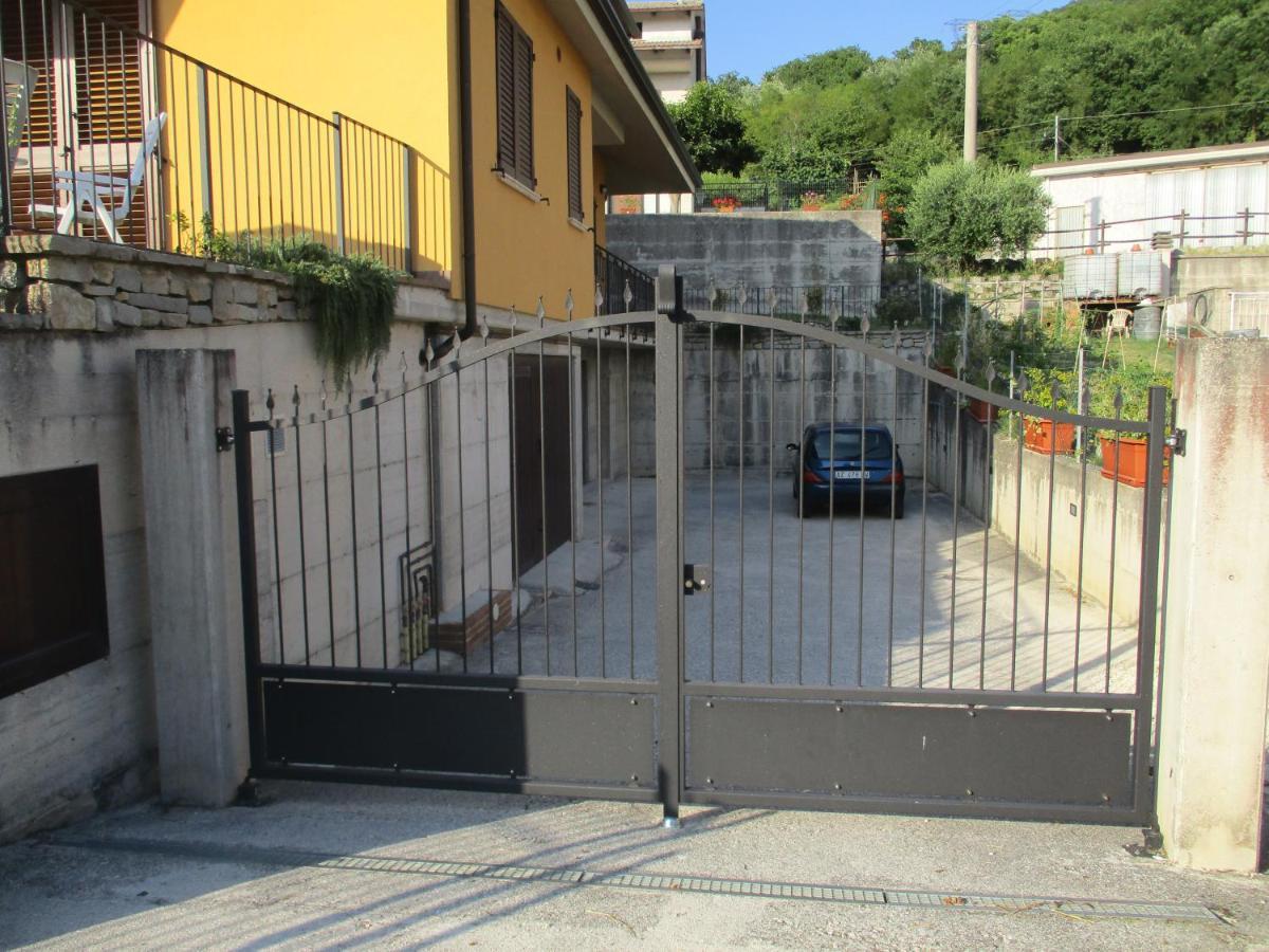 Villa Il Risveglio Dei Sensi Fossato di Vico Exterior foto